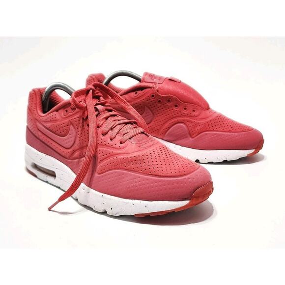 Nike Air Max 1 Ultra Moire Pink Men\'s Size 9.5 Running Shoe Sneaker 705297-611